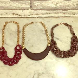 Set of 7 statement necklaces